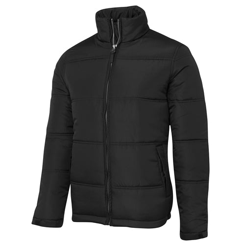 JB's Adventure Puffer Jacket features a chunky front zipper, two front pockets with water-shedding flaps, and a back drop tail, ideal for safety-conscious outdoor activities.