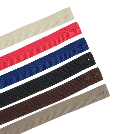 JB's Changeable Cross Back Apron Strap, featuring a 100% polyester herringbone pattern, is designed for durability. Each pack includes two straps, measuring 130cm in length and 3.2cm in width.