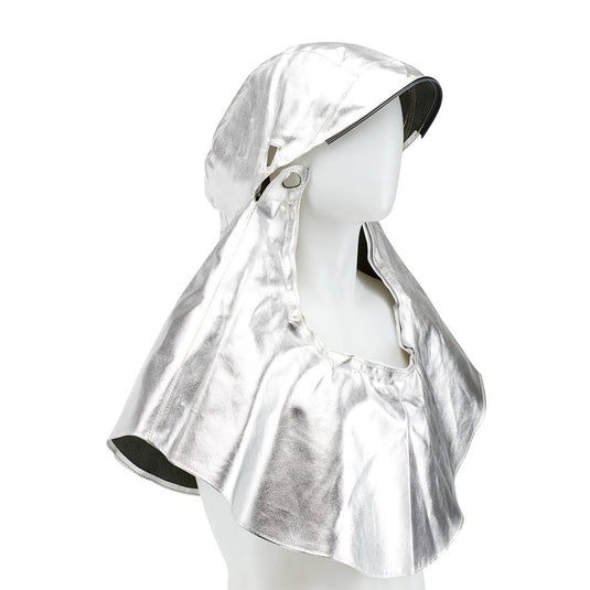 Mannequin wearing the 3M Versaflo Radiant Heat Cover (M-975), a lightweight, aluminized aramid hood and cape designed for protection against radiant heat, compatible with 3M Versaflo Helmet M-407.