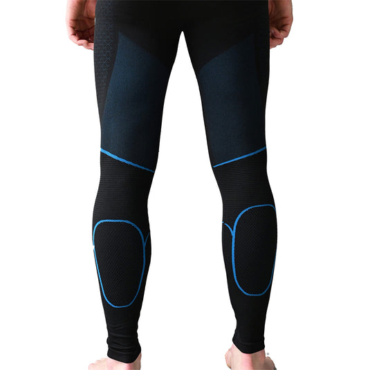 Esko BASE1 Leggings, Black, designed for optimal movement with seamless body mapping, offer supportive pressure and chafe-free comfort. Ideal for active work environments, they feature a quick-dry, light fabric blend.