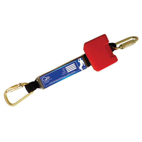 QSI Retractable Lanyard 2.5M featuring a close-up of a triple locking carabiner, ensuring superior safety. This tool includes a shock-absorbing block, ideal for height safety applications.