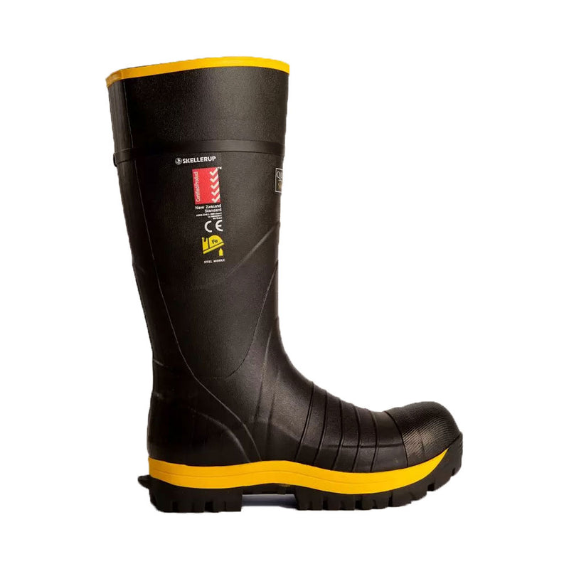 Load image into Gallery viewer, Skellerup Quatro Non-Insulated Safety Knee Gumboot, featuring a black Wellington-style design with yellow accents. This rugged boot includes a steel toe, scuff guard, and SureGrip 360° outsole for superior traction.
