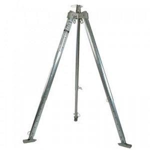 Hire 2.7M Aluminium Tripod image