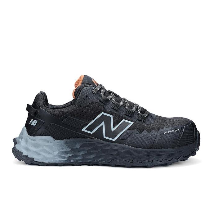 New Balance Fresh Foam Cremorne Women's Safety Shoe features a rugged sole, reinforced toe, and signature N logo, designed for trail use with Fresh Foam cushioning for comfort and durability in demanding work environments.